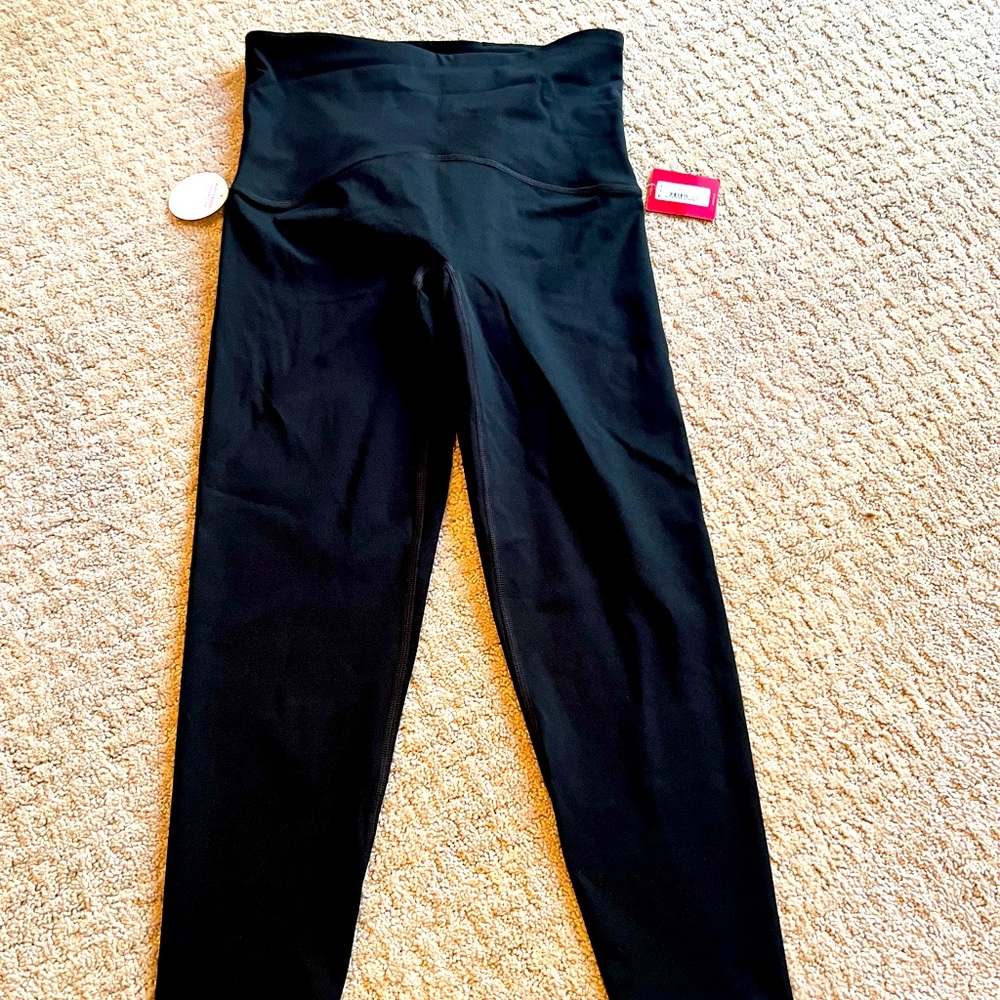 NWT SPANX 7/8 Legging